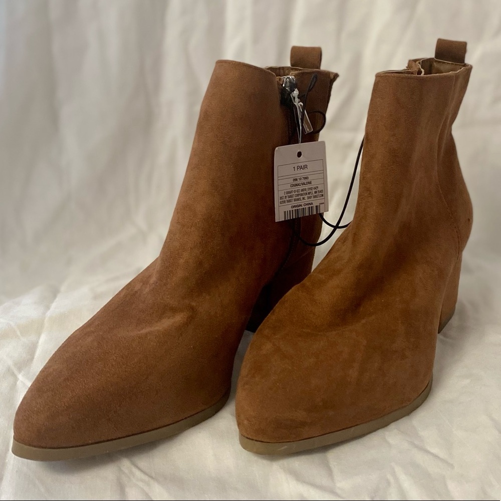 Brown/Tan Suede booties